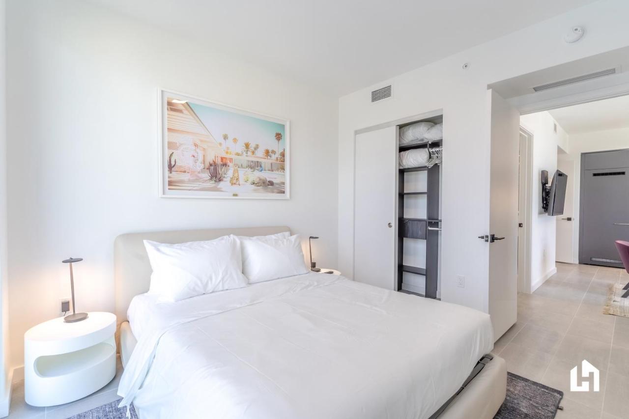 Downtown Miami Condos By Lua Host Екстериор снимка