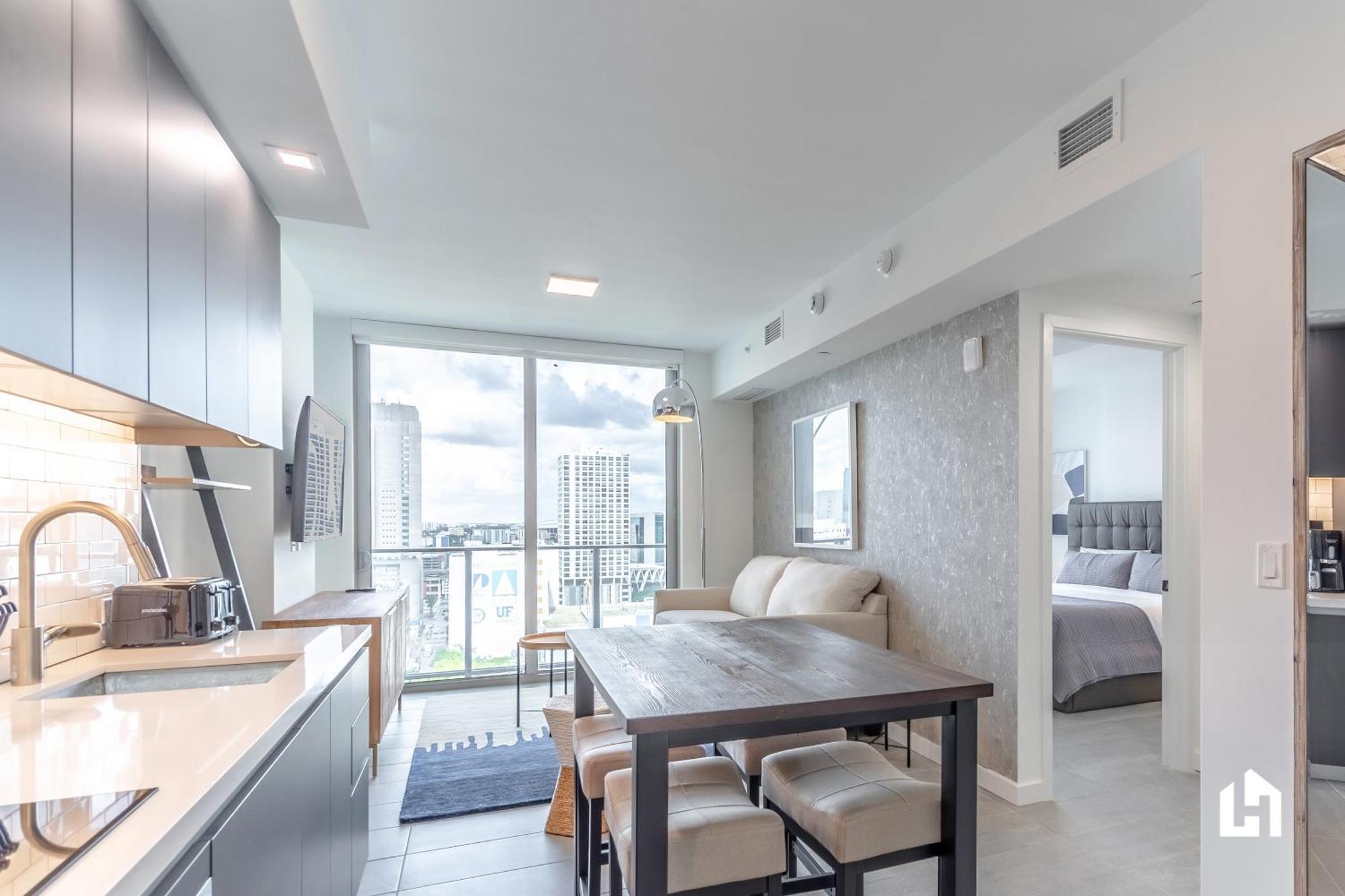 Downtown Miami Condos By Lua Host Екстериор снимка